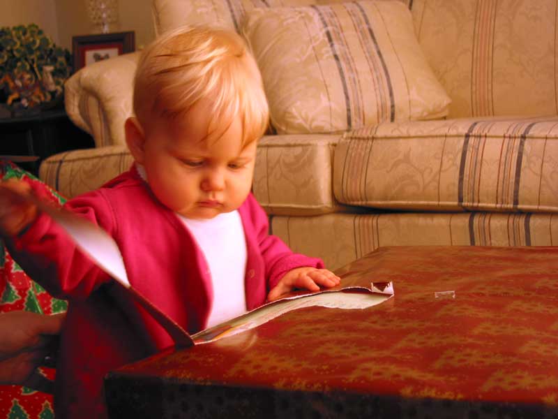 opening_present_tn.jpg (4938 bytes)
