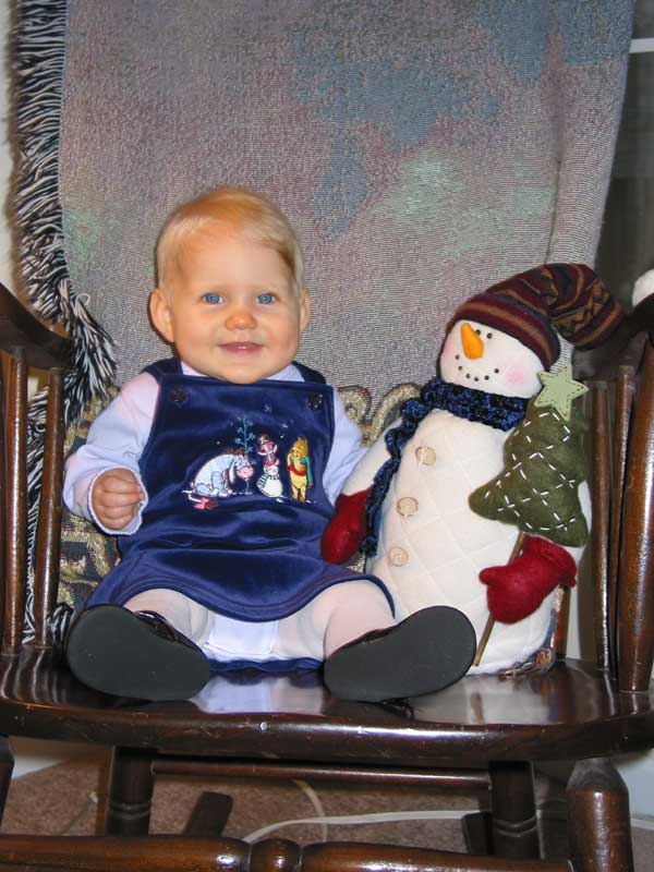 snowman_tn.jpg (6029 bytes)